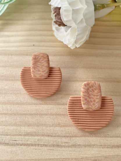 Pendientes geométricos de arcilla polimérica – Cúpula Fabrics terracota