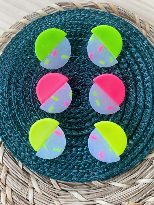 Pendientes geométricos de arcilla polimérica círculo sprinkles colores neón – Kitxeti