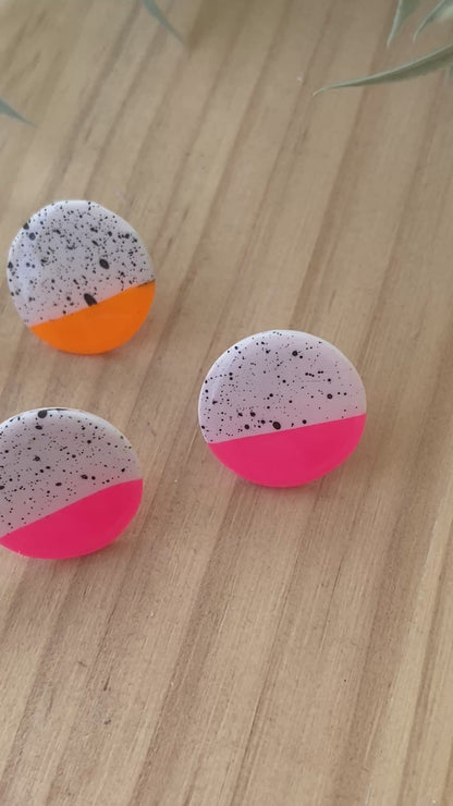Pendientes geométricos de arcilla polimérica – Círculo neón bicolor